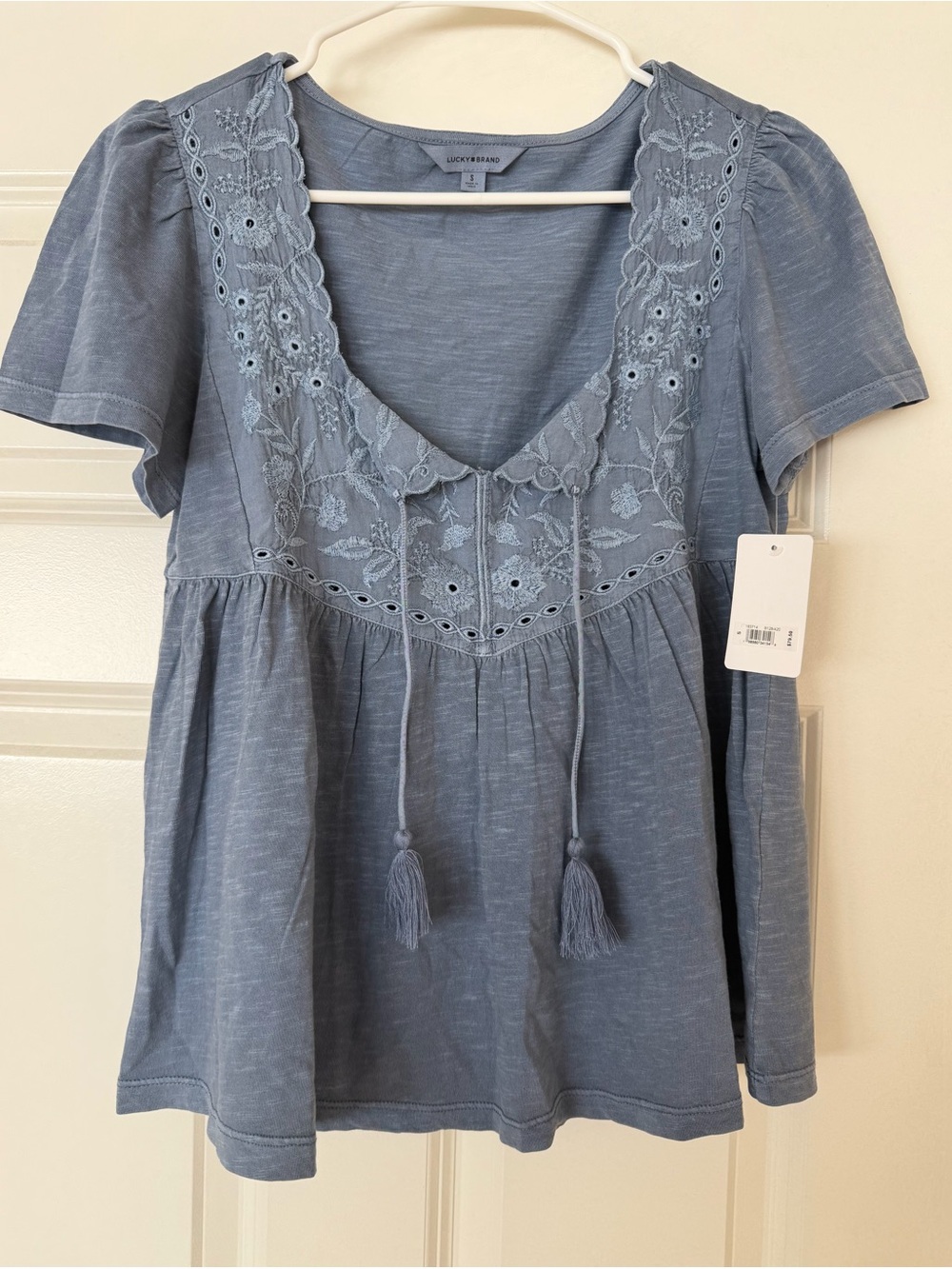 Lucky Brand Embroidered Yoke Tassle Top Grisaille Blue Size S - Picture 6 of 7
